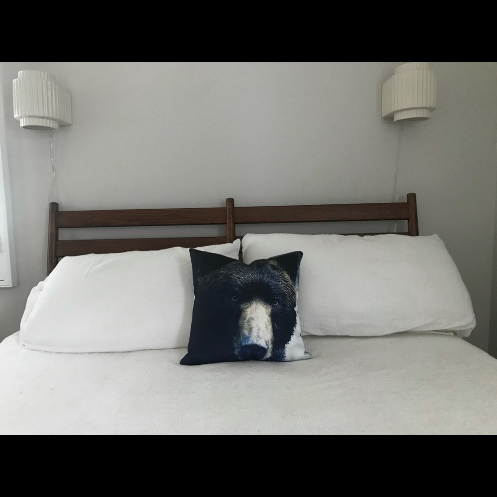 Brown bear pillowcase